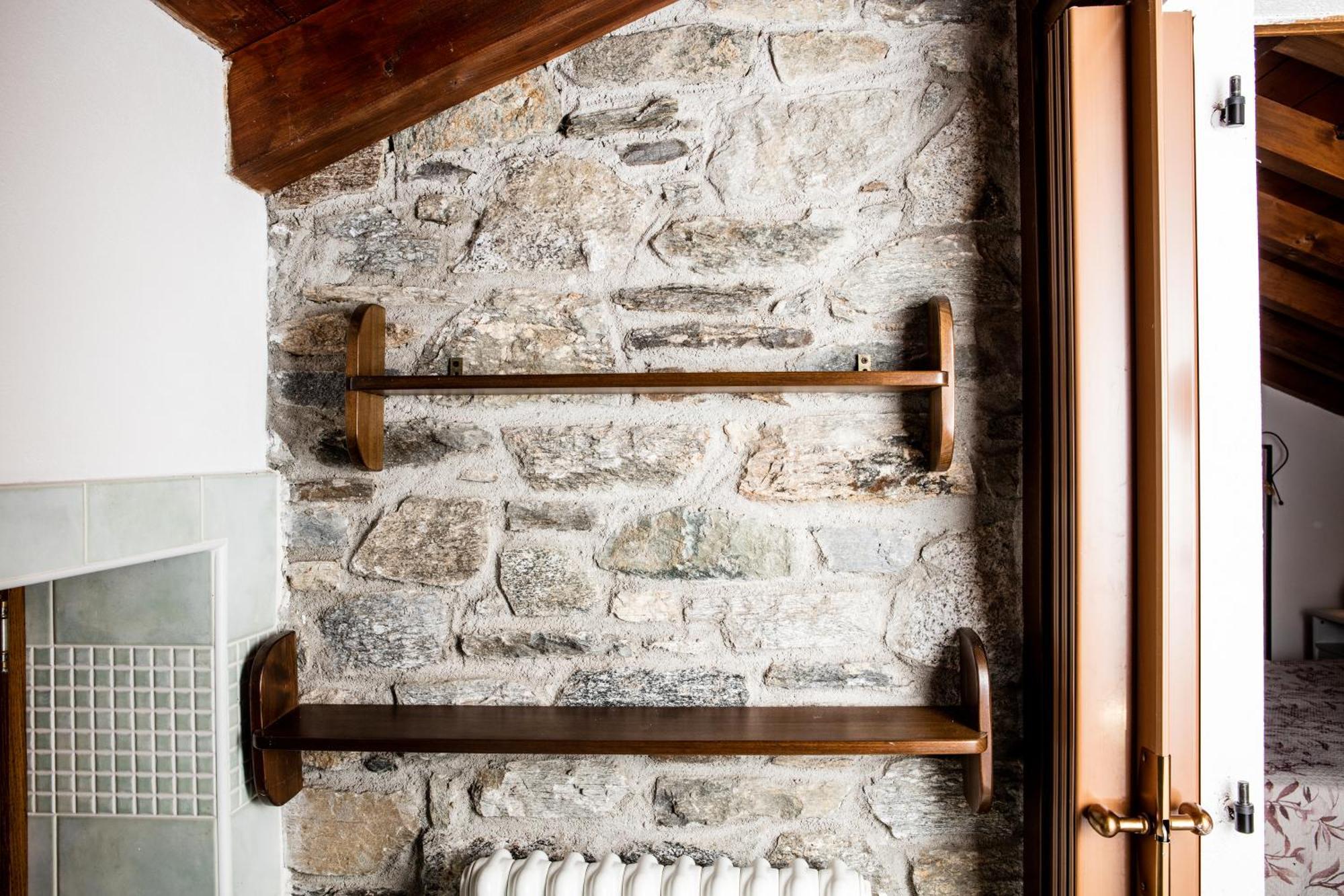 Agriturismo La Fonte Di Mariella Gravedona Room photo